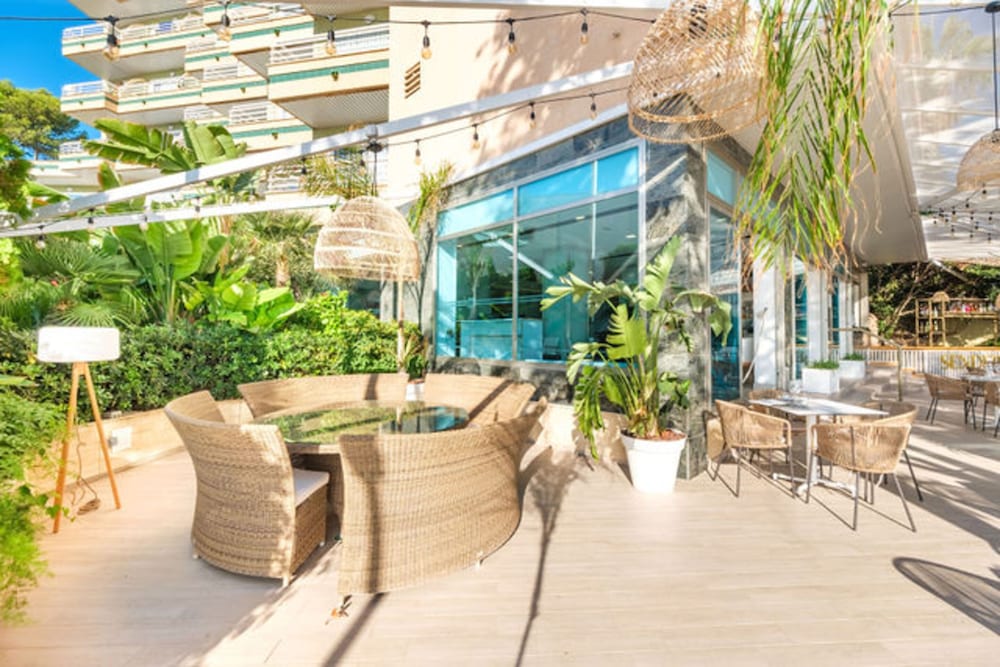 Hotel Agua Beach - Adults Only — Hotel building in Palma Nova, Balearic Islands