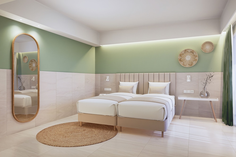 Hotel Agua Beach - Adults Only — Hotel rooms in Palma Nova, Balearic Islands
