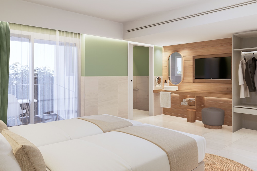Hotel Agua Beach - Adults Only — Hotel rooms in Palma Nova, Balearic Islands