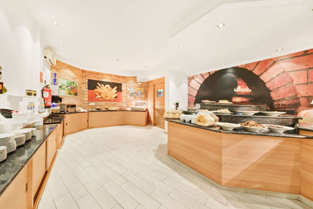 Hotel Agua Beach - Adults Only — Restaurant & bars in Palma Nova, Balearic Islands