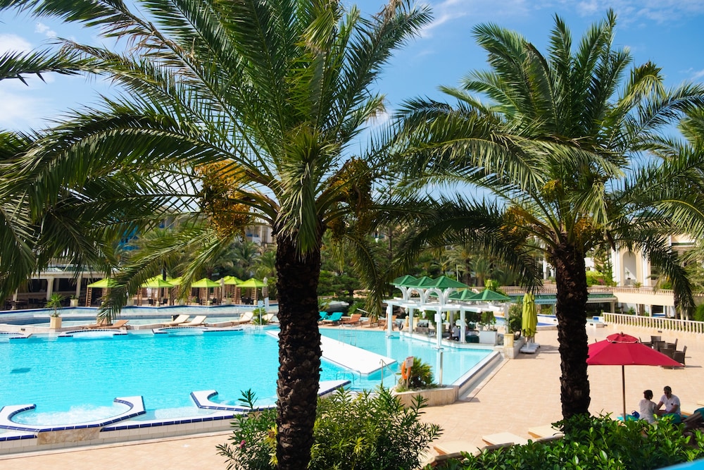 Hasdrubal Thalassa & SPA Hammamet — Swimming pool in Hammamet, Nabeul