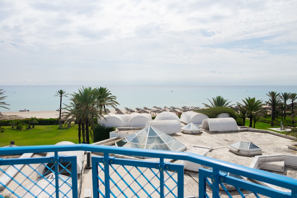 Hasdrubal Thalassa & SPA Hammamet — Beach in Hammamet, Nabeul
