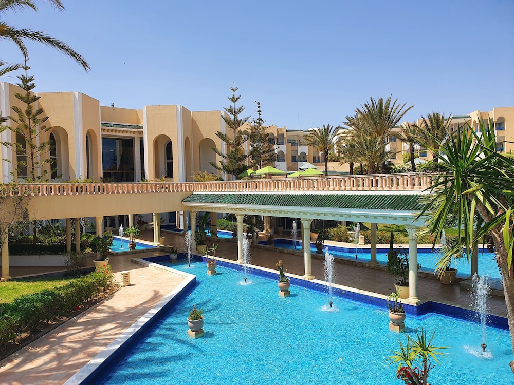 Hasdrubal Thalassa & SPA Hammamet — Swimming pool in Hammamet, Nabeul