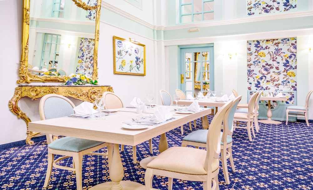 AX The Victoria Hotel — Restaurant & bars in Sliema, Malta Island