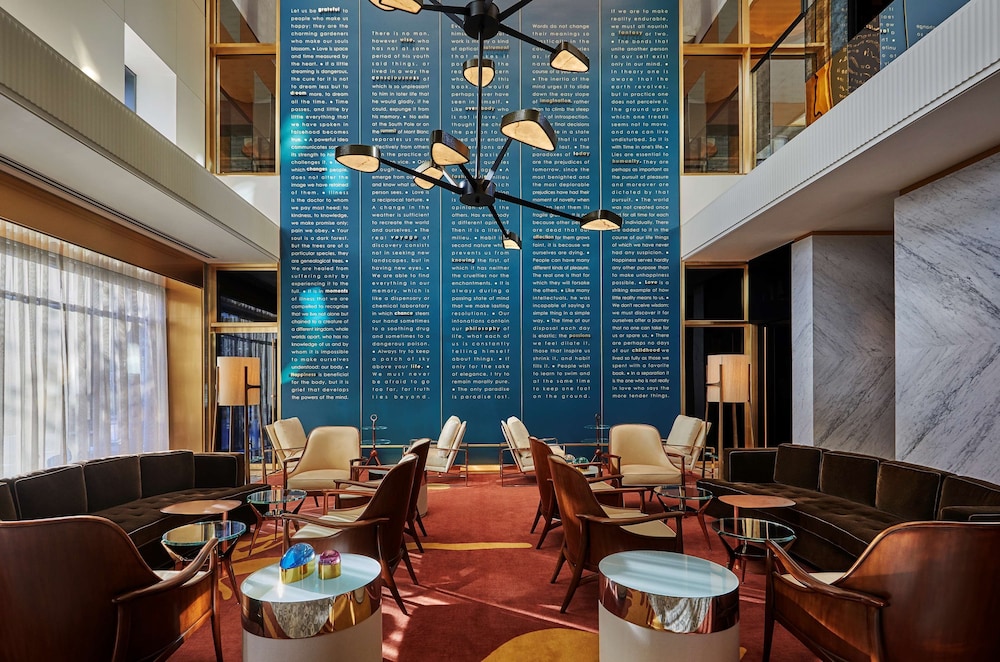 Viceroy Chicago — Restaurant & bars in Chicago, Illinois