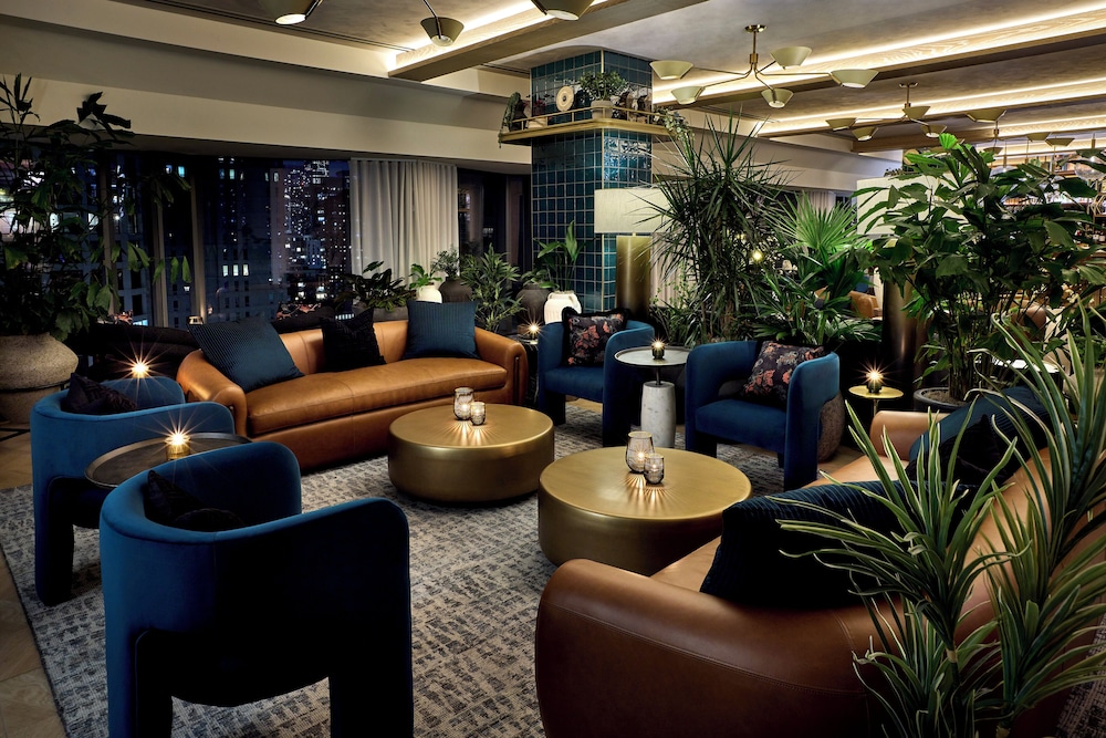 Viceroy Chicago — Restaurant & bars in Chicago, Illinois
