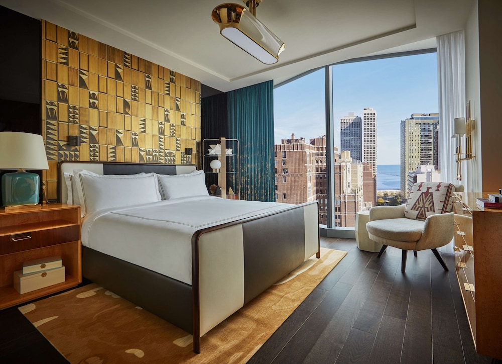 Viceroy Chicago — Hotel rooms in Chicago, Illinois