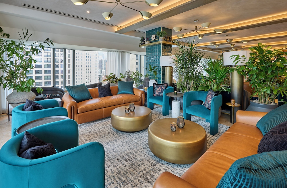 Viceroy Chicago — Restaurant & bars in Chicago, Illinois