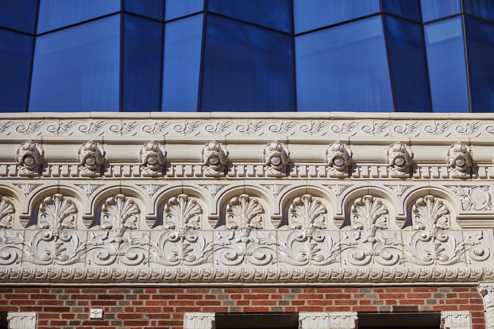 Viceroy Chicago — Hotel building in Chicago, Illinois