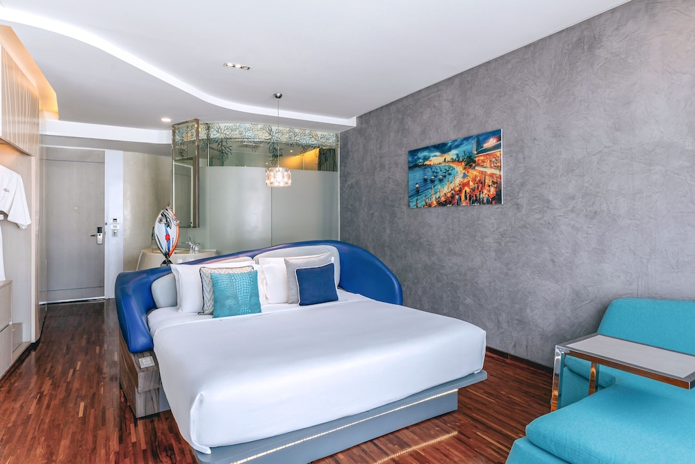 Hotel Baraquda Pattaya By Heeton — Hotel rooms in Pattaya, Chonburi