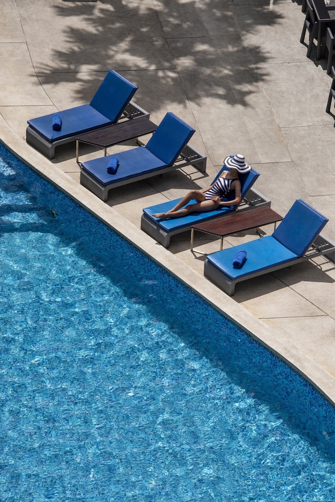 Hotel Baraquda Pattaya By Heeton — Swimming pool in Pattaya, Chonburi