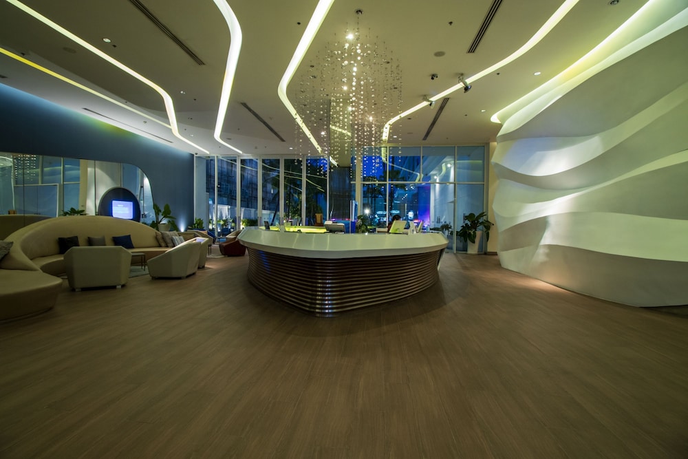 Hotel Baraquda Pattaya By Heeton — Hotel building in Pattaya, Chonburi