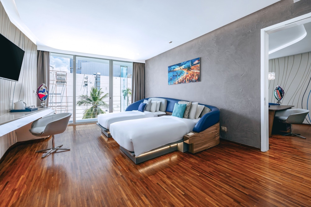 Hotel Baraquda Pattaya By Heeton — Hotel rooms in Pattaya, Chonburi