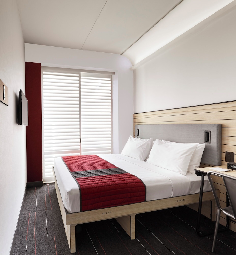Pod Times Square — Hotel rooms in New York City, New York State