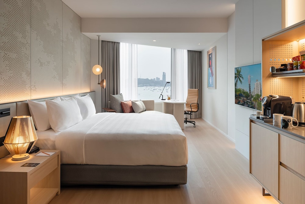 Hard Rock Hotel Pattaya — Hotel rooms in Pattaya, Chonburi