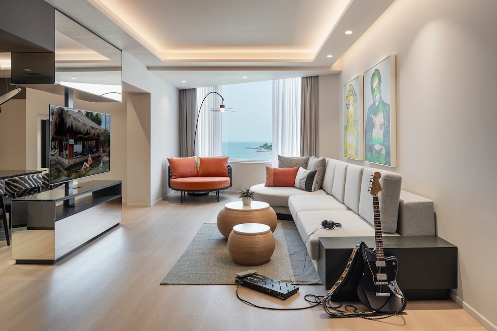 Hard Rock Hotel Pattaya — Hotel rooms in Pattaya, Chonburi