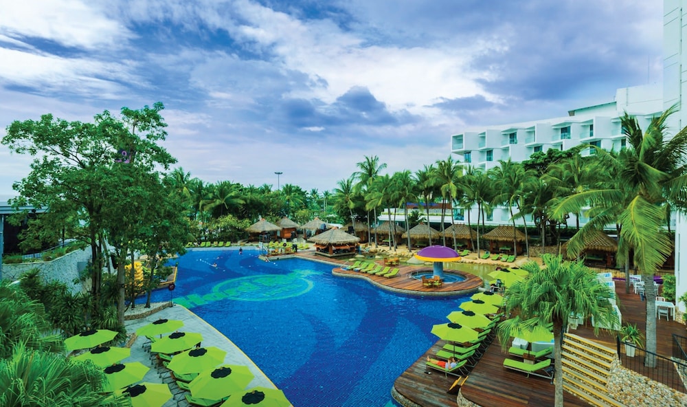 Hard Rock Hotel Pattaya — Main photo in Pattaya, Chonburi