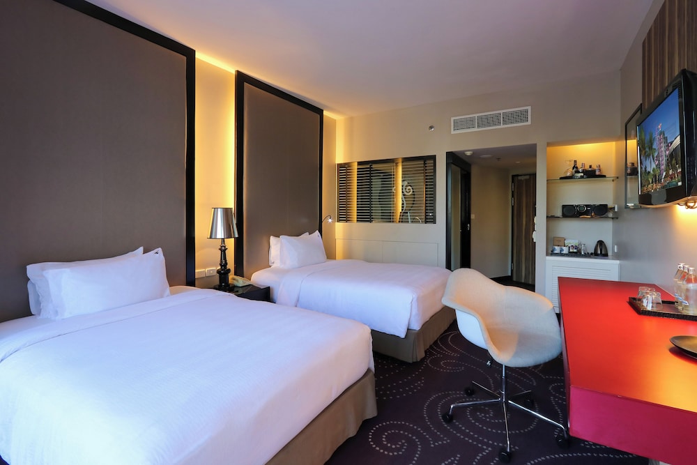 Hard Rock Hotel Pattaya — Hotel rooms in Pattaya, Chonburi