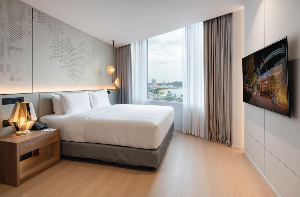 Hard Rock Hotel Pattaya — Hotel rooms in Pattaya, Chonburi