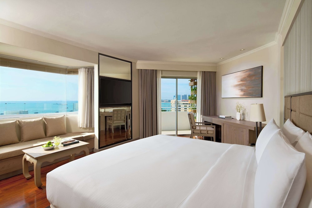 Avani Pattaya Resort — Hotel rooms in Pattaya, Chonburi