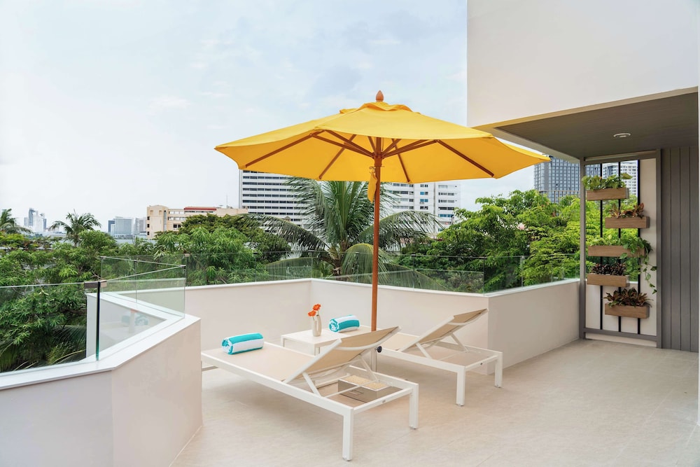Avani Pattaya Resort — Hotel building in Pattaya, Chonburi
