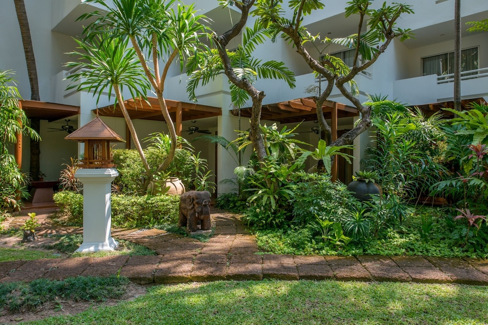 Avani Pattaya Resort — Hotel building in Pattaya, Chonburi