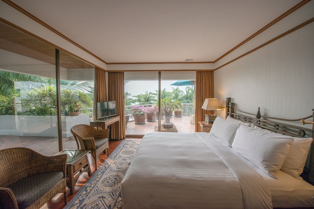 Avani Pattaya Resort — Hotel rooms in Pattaya, Chonburi