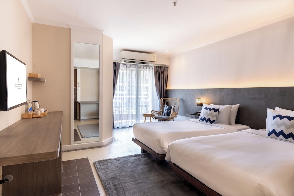 Heeton Concept Hotel Pattaya by Compass Hospitality — Hotel rooms in Pattaya, Chonburi