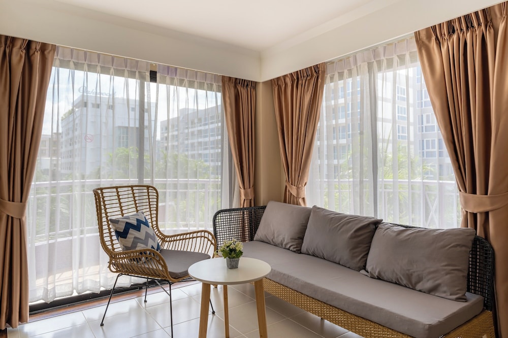 Heeton Concept Hotel Pattaya by Compass Hospitality — Hotel rooms in Pattaya, Chonburi