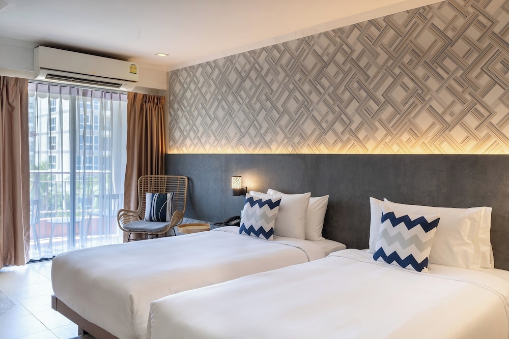 Heeton Concept Hotel Pattaya by Compass Hospitality — Hotel rooms in Pattaya, Chonburi