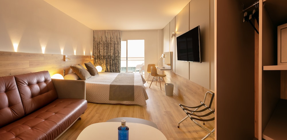 Hotel Olympus — Hotel rooms in Benidorm, Valencian Community