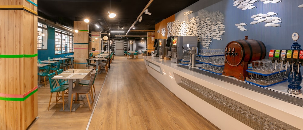 Hotel Olympus — Restaurant & bars in Benidorm, Valencian Community