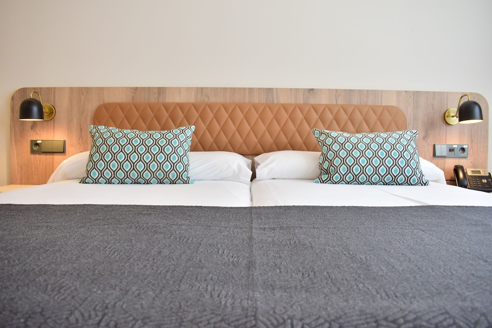 Hotel Presidente — Hotel rooms in Benidorm, Valencian Community
