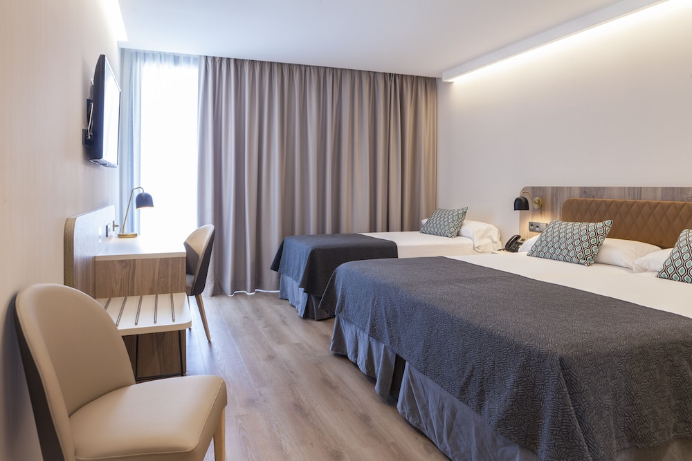 Hotel Presidente — Hotel rooms in Benidorm, Valencian Community