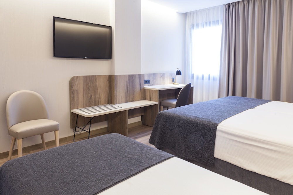Hotel Presidente — Hotel rooms in Benidorm, Valencian Community
