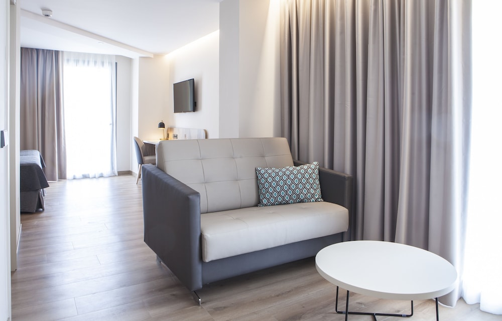 Hotel Presidente — Hotel rooms in Benidorm, Valencian Community
