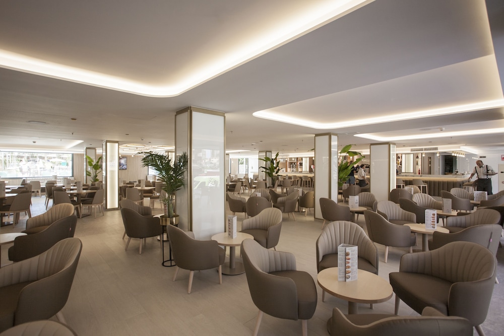 Hotel Presidente — Restaurant & bars in Benidorm, Valencian Community