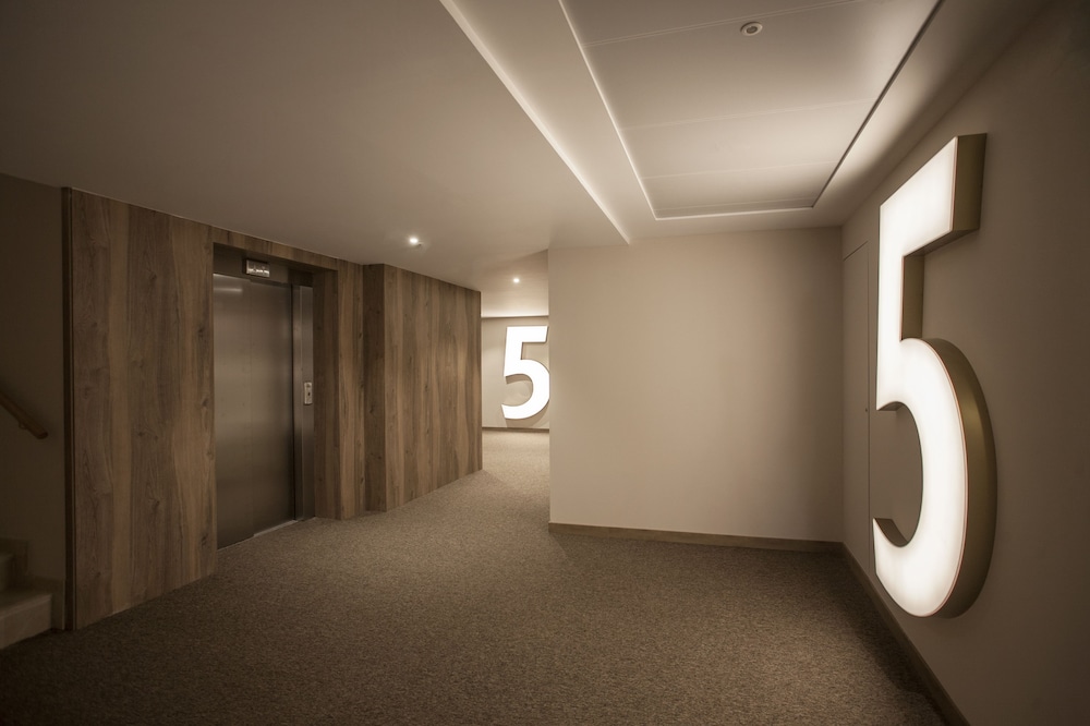 Hotel Presidente — Hotel building in Benidorm, Valencian Community