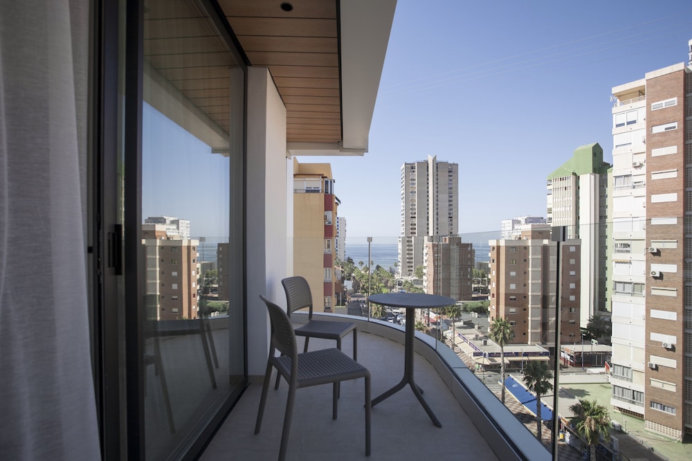 Hotel Presidente — Hotel rooms in Benidorm, Valencian Community