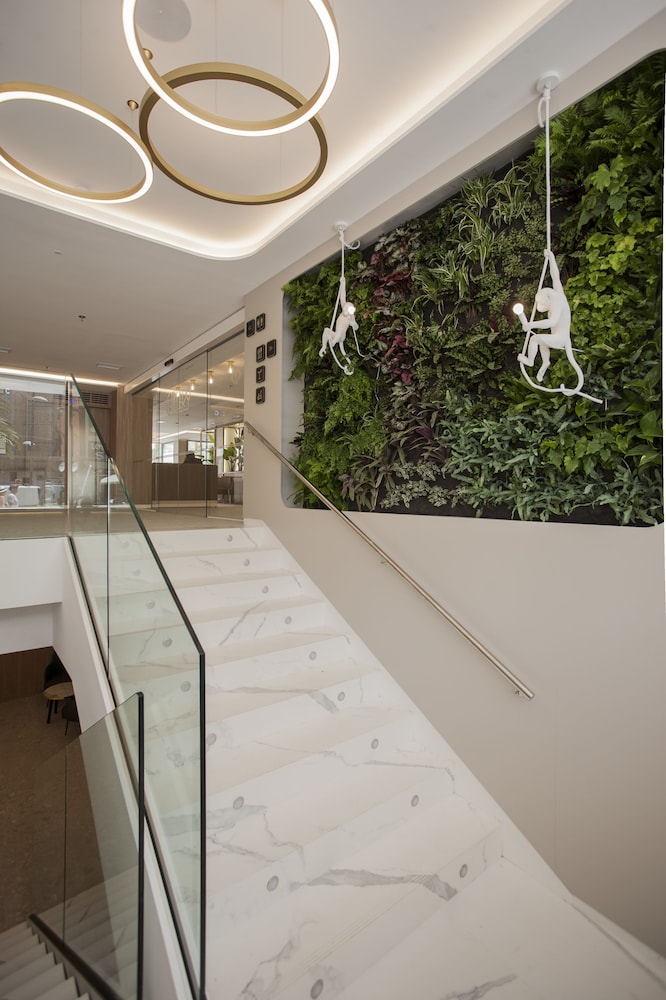 Hotel Presidente — Hotel building in Benidorm, Valencian Community