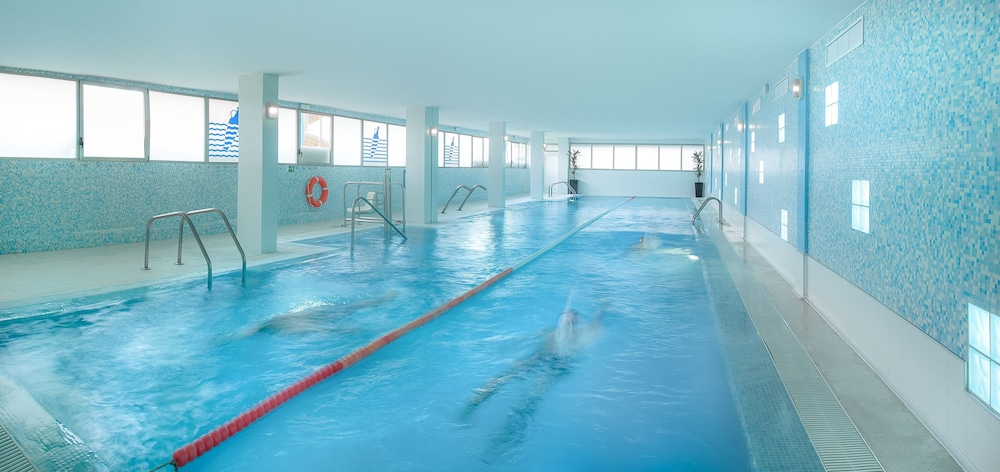 Hotel RH Princesa By Hoteles RH — Swimming pool in Benidorm, Valencian Community