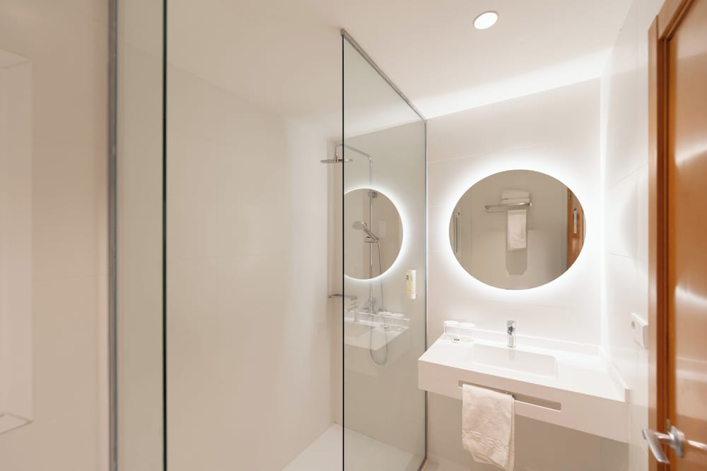 Hotel RH Sol By Hoteles RH — Hotel rooms in Benidorm, Valencian Community