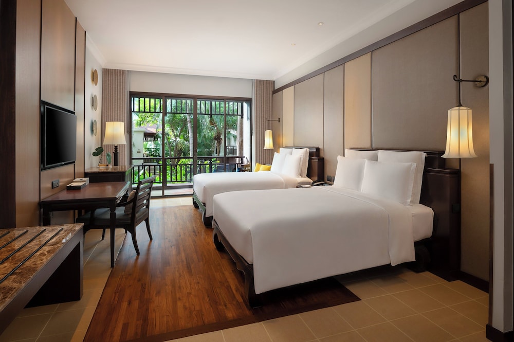 InterContinental Pattaya Resort by IHG — Hotel rooms in Pattaya, Chonburi