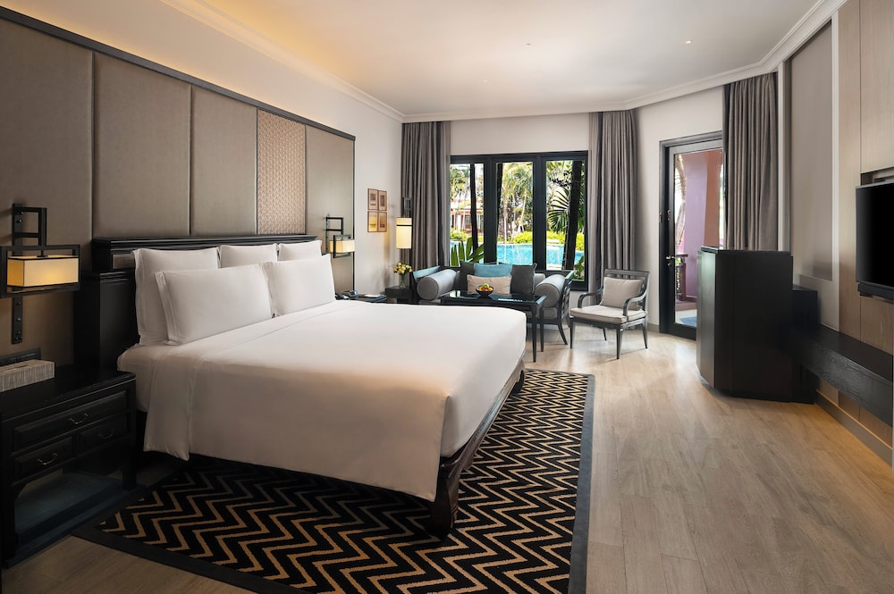 InterContinental Pattaya Resort by IHG — Hotel rooms in Pattaya, Chonburi