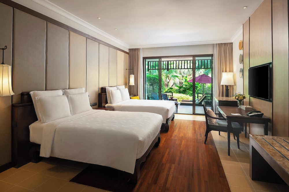 InterContinental Pattaya Resort by IHG — Hotel rooms in Pattaya, Chonburi