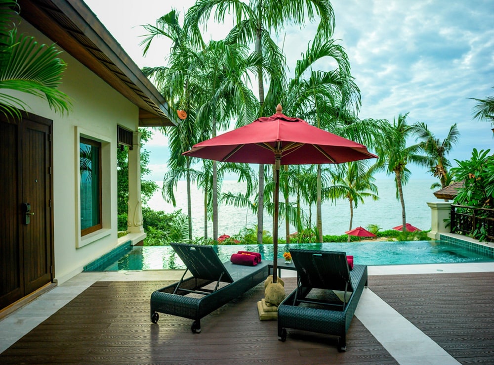 InterContinental Pattaya Resort by IHG — Swimming pool in Pattaya, Chonburi