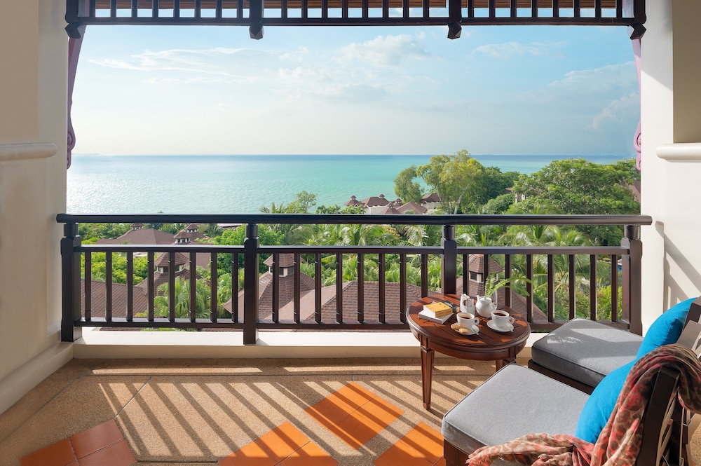 InterContinental Pattaya Resort by IHG — Hotel rooms in Pattaya, Chonburi