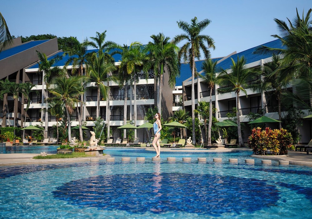 SIAM BAYSHORE RESORT PATTAYA — Hotel building in Pattaya, Chonburi
