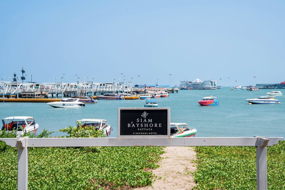 SIAM BAYSHORE RESORT PATTAYA — Beach in Pattaya, Chonburi