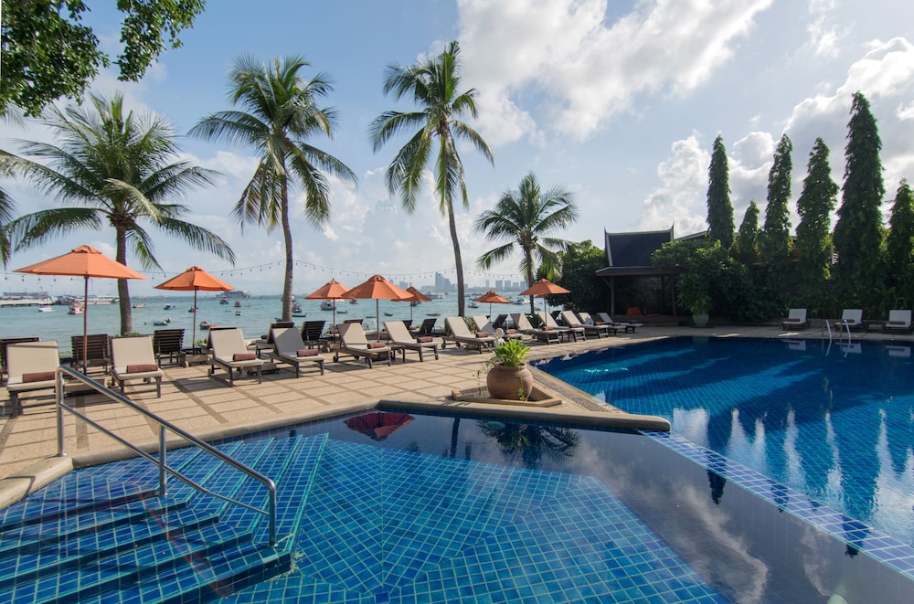 SIAM BAYSHORE RESORT PATTAYA — Swimming pool in Pattaya, Chonburi